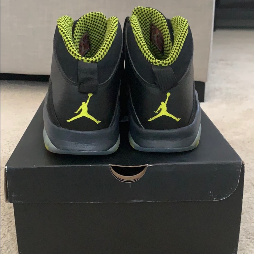 Jordan 10 Retro - Picture 2 of 3